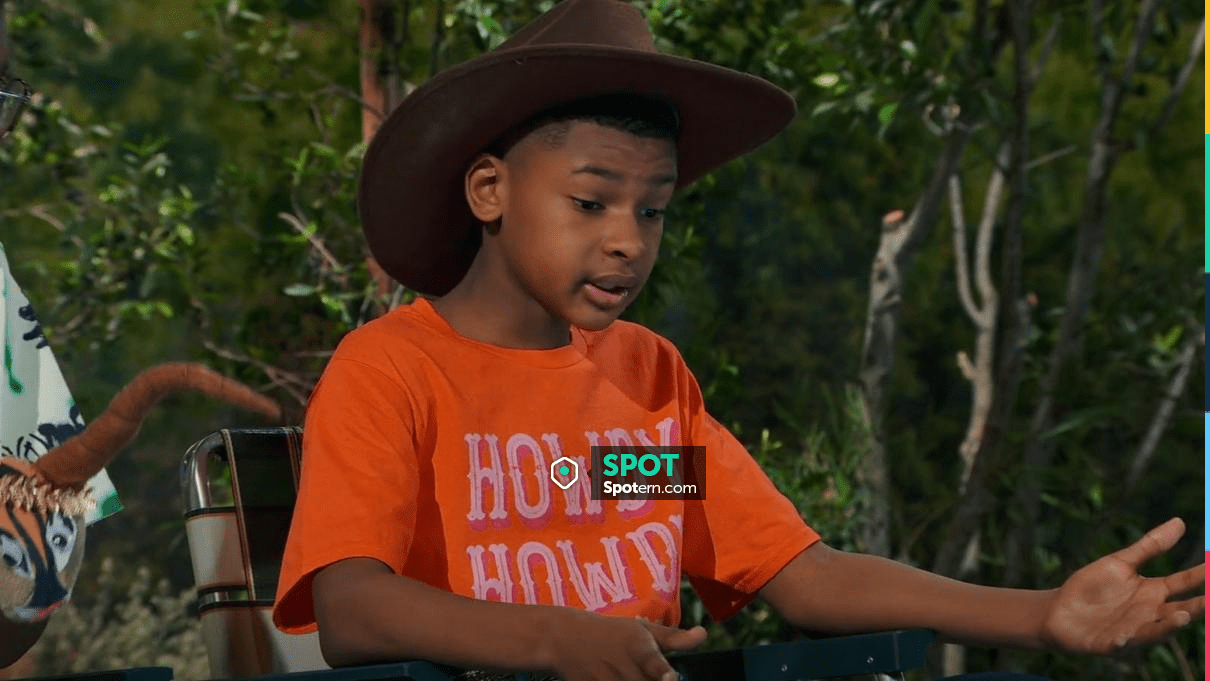 WornOnTV: Bill's red cowboy print tee and plaid shirt on Bunkd, Alfred  Lewis