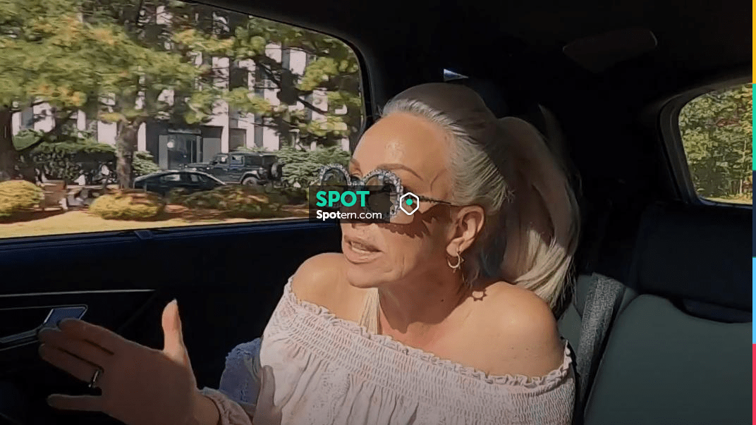 Gucci Crystal Oval Sunglasses worn by Margaret Josephs as seen in The Real  Housewives of New Jersey (S12E04) | Spotern