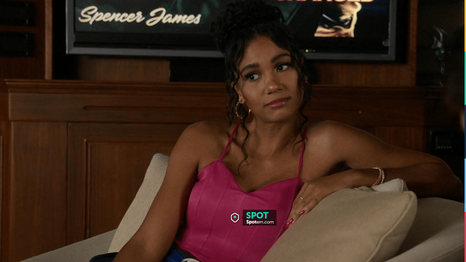 Zara Bustier Crop Top worn by Layla Keating (Greta Onieogou) as seen in All  American (S04E09) | Spotern