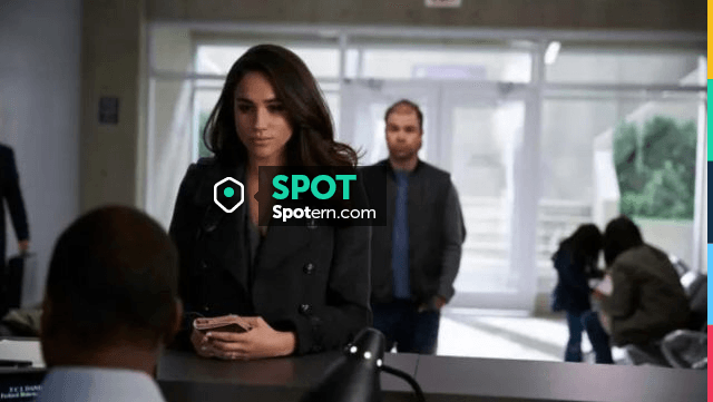 Coat Burberry Rachel Zane Meghan Markle on Suits S06E02 Spotern