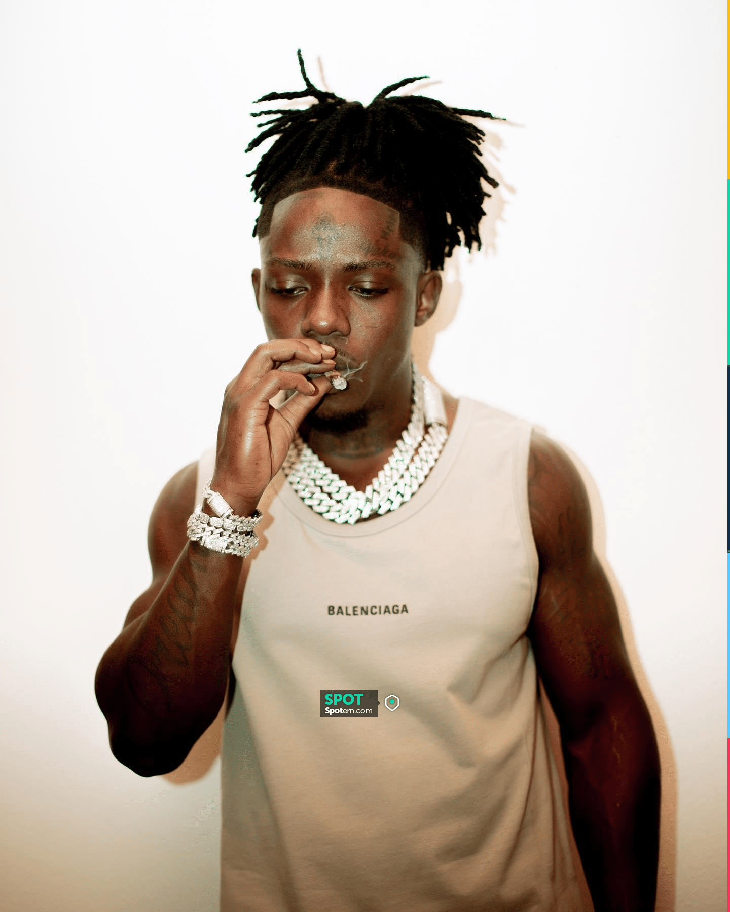 Débardeur Balenciaga Grey & Black Logo porté par Jack Boy sur le compte