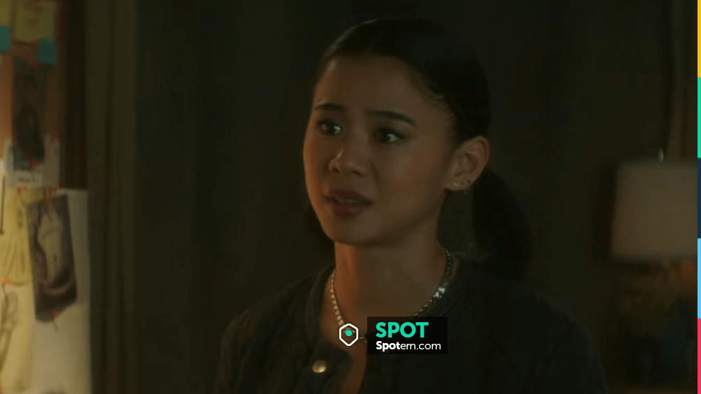 Kendra Scott Wide Herringbone Chain Necklace In 18k Gold Vermeil worn