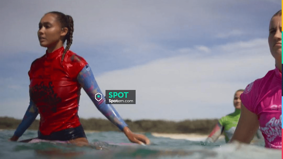 Roxy Cheeky Long Sleeve Spring­suit worn by Bodhi Mercer (Savannah La