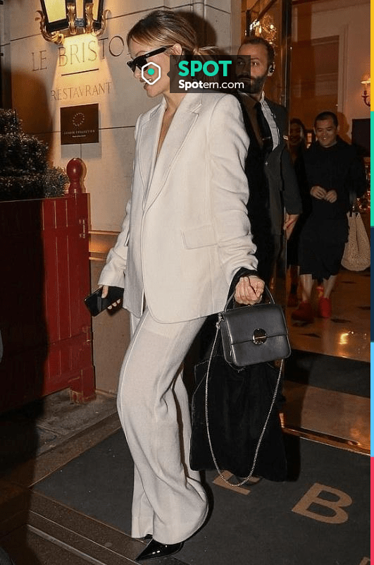 Hailey Baldwin Dons a Bodysuit, Ray-Bans, and Gucci Bag in New