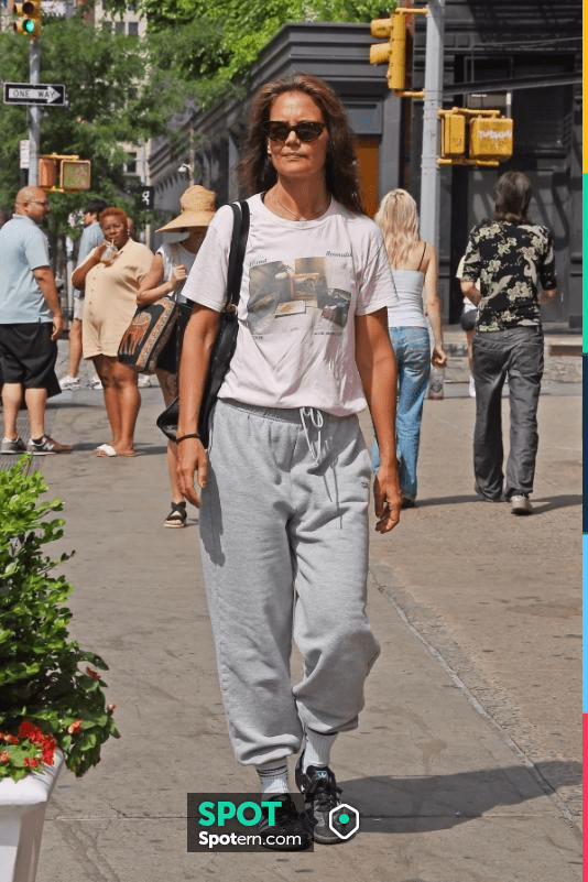 Katie Holmes Strolls in $90 Adidas Samba Sneakers in NYC – Footwear News