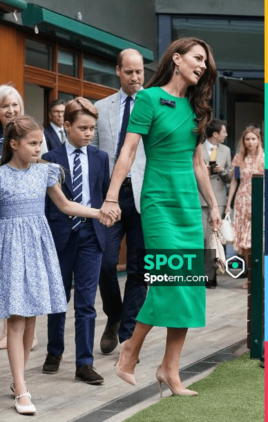 Kate Middleton's Emmy London Natasha clutch bag in cobalt blue