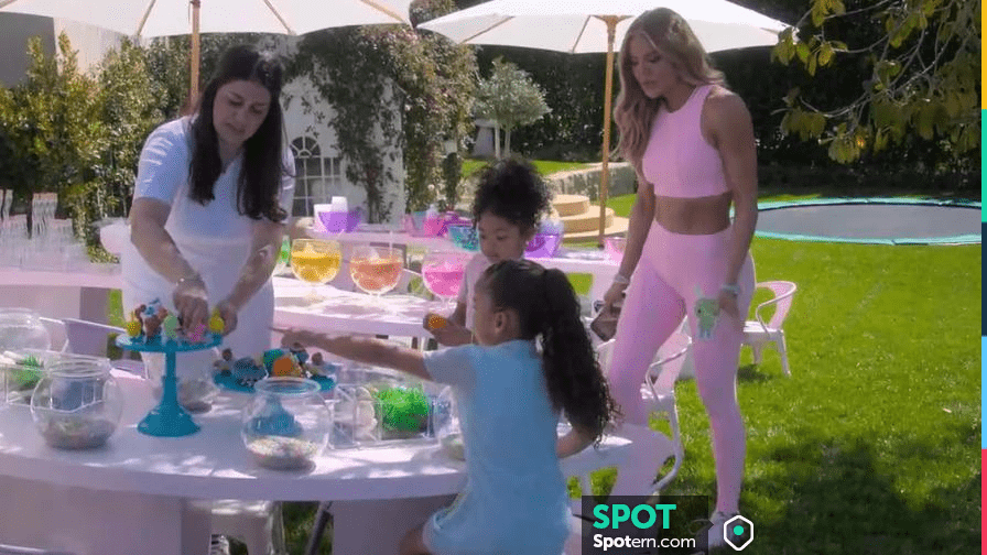 kourtney kardashian air force 1