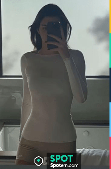 Alo Yoga 3 High-Waist Airlift Short worn by Kendall Jenner on her Instagram  Post on November 10, 2023