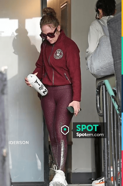 Beyond Yoga Alloy Ombre Leggings worn by Jennifer Lopez at Tracy Anderson  Studio on December 5, 2023