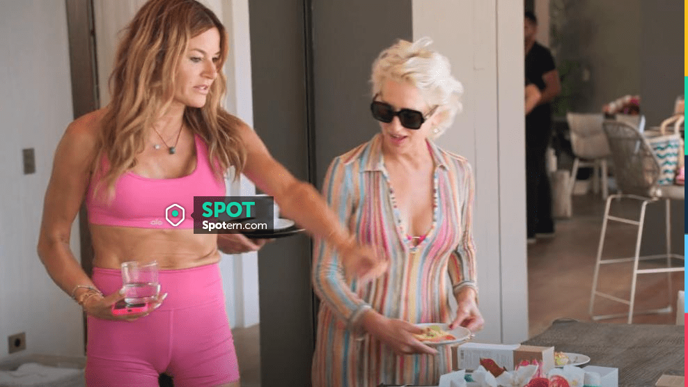 Alo Yoga Seamless Ribbed Bra worn by Kelly Killoren Bensimon as seen in The  Real Housewives Ultimate Girls Trip (S04E02)