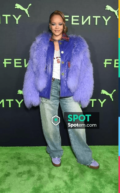 R13 D arcy Loose Jeans worn by Rihanna at Fenty X Puma Sneaker