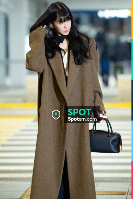 The Row Dhani Coat worn by Tiffany at Incheon Airport on January 1