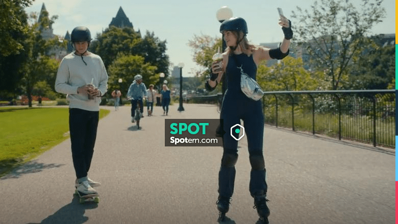 Tala SkinLuxe High Waisted Flared Legging - Navy worn by Poppy Hepple ...