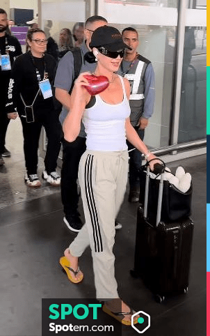 Katy Perry Flip Flopsnull