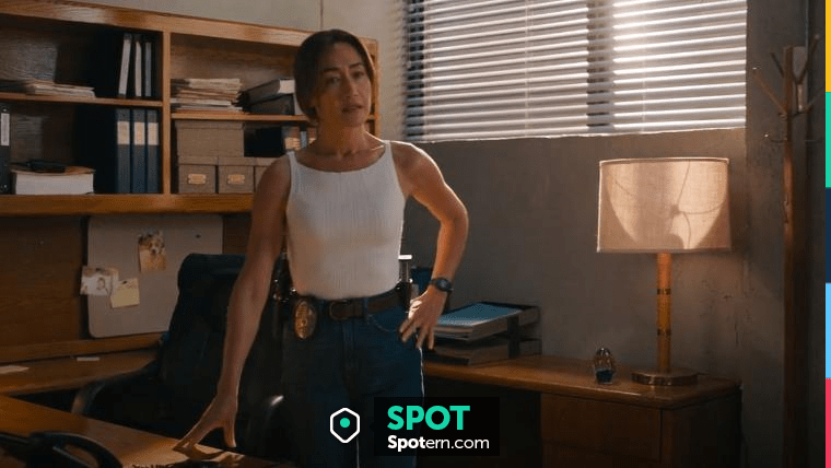 Rag & Bone Andi Jeans worn by Detective Renée Ballard (Maggie Q) as ...