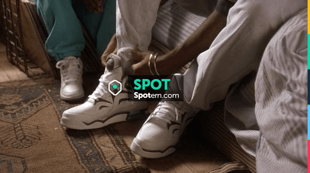 The Reebok shoes white Tupac in Juice Spotern