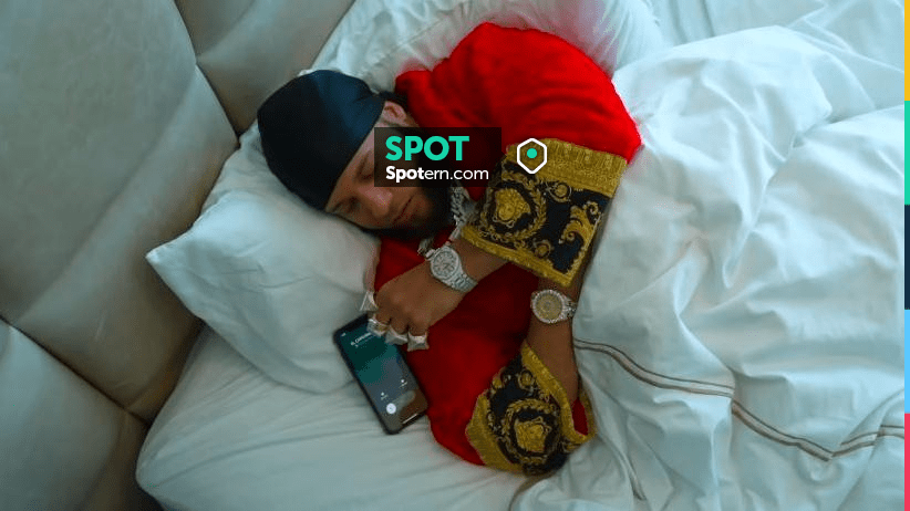 Versace Red I Heart Baroque Robe worn by El Alfa in EL ALFA