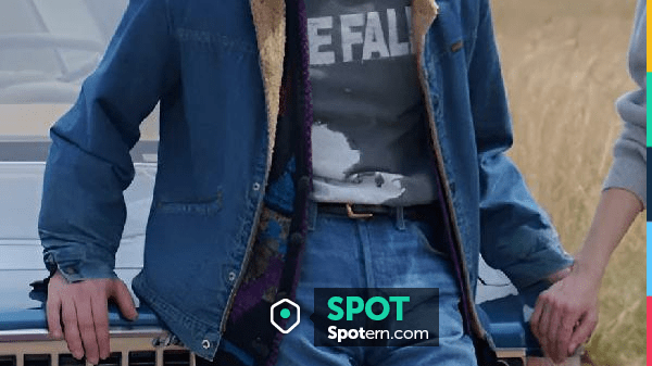Cardigan worn by (Jonathan) in Stranger Things: The Rightside Up