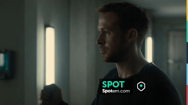 The Black Sweater Of Officer K (ryan Gosling) In Blade Runner 2049 