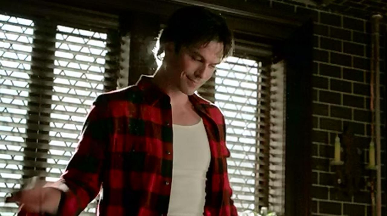 The plaid shirt of Damon Salvatore (Ian Somerhalder) in The Vampire Diaries...