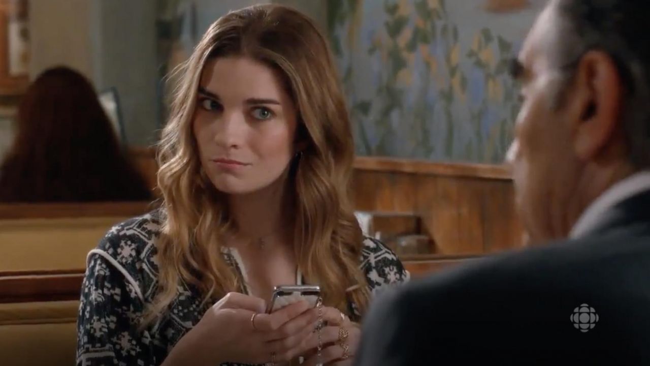 Cell­phone Case Charms of Alexis Rose (Annie Murphy) in Schitt's Creek
