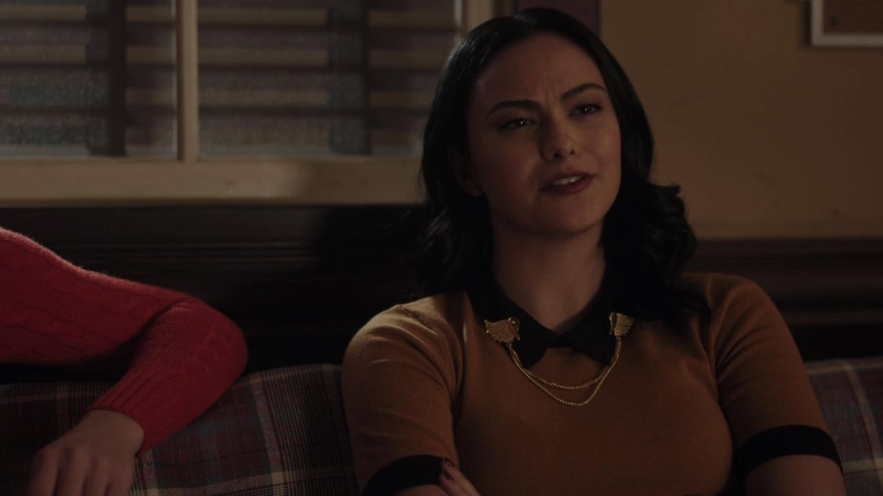 The Polo Shirt Mustard Black Collar Simons Worn By Veronica Lodge