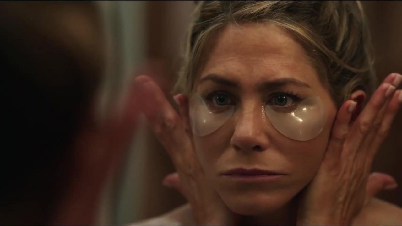 Under eye pads used by Alex Levy (Jennifer Aniston) in The Morning Show (S01) Spotern