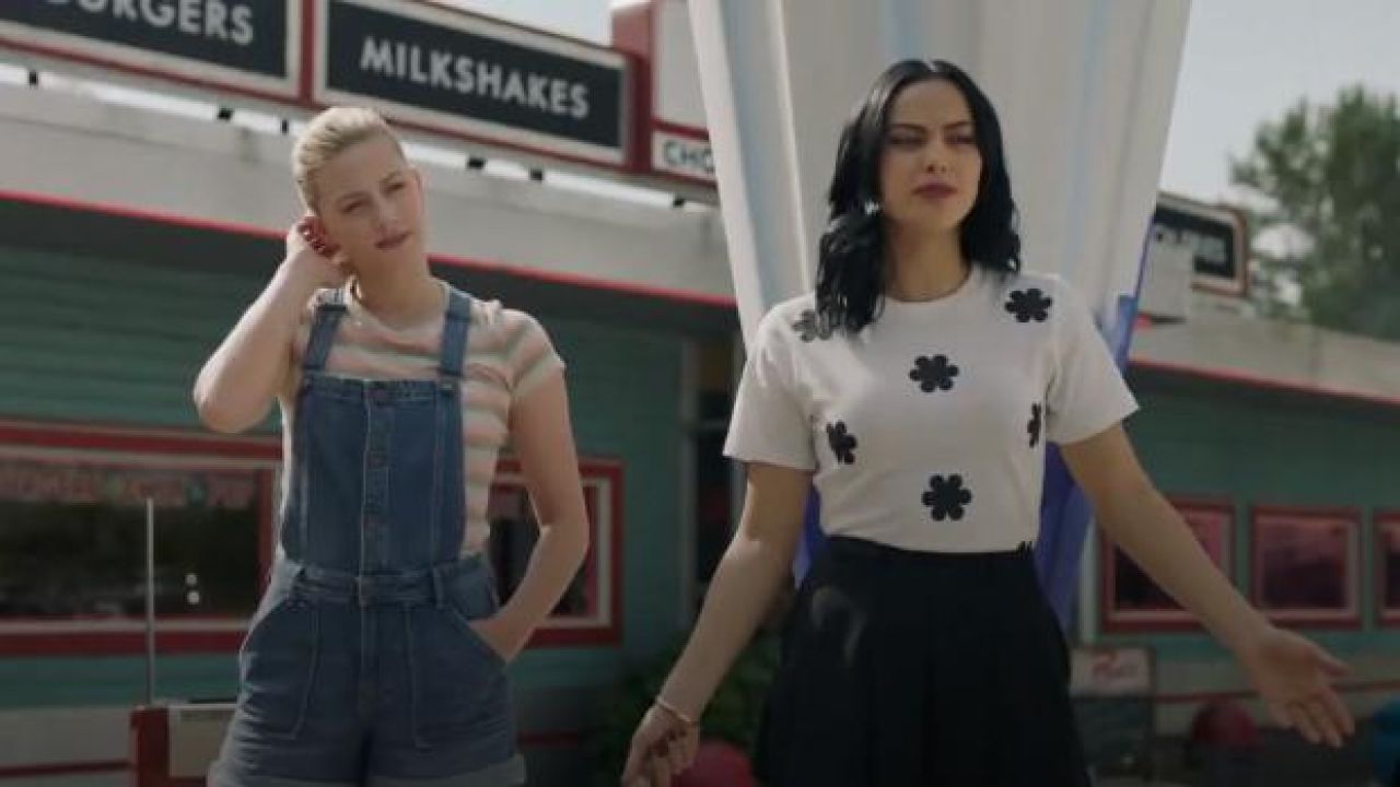 White Floral T Shirt Worn By Veronica Lodge Camila Mendes In