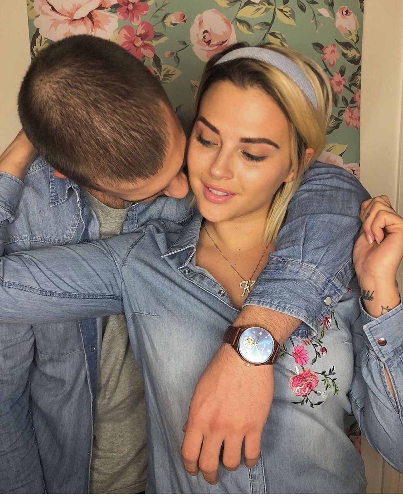 The denim shirt with flower embroidered from Kelly Vedovelli on the account...