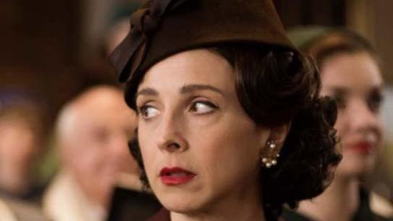 Lipstick Of Rose Weissman Marin Hinkle In The Marvelous Mrs Maisel