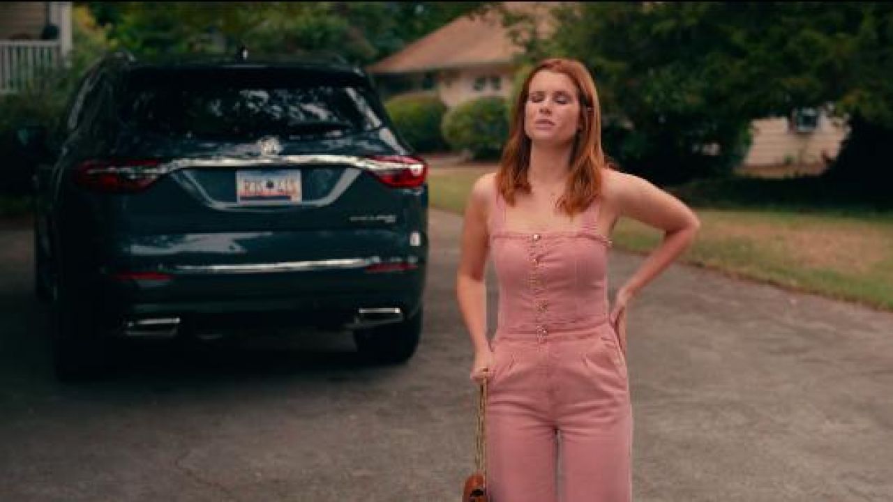 Pink Jump­suit worn by Maddie Townsend (JoAnna Garcia) in Sweet