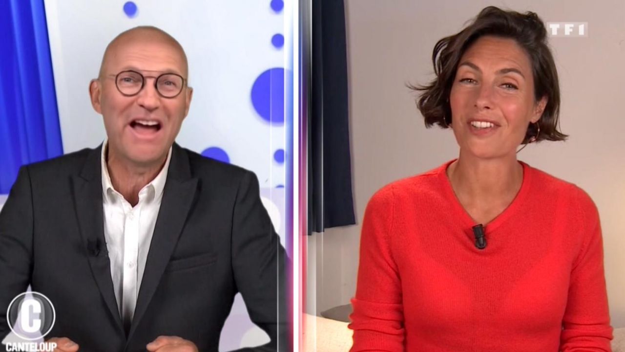 Le pull rouge From Future de Alessandra Sublet dans C'est ...