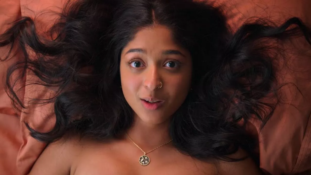 Maitreyi ramakrishnan boobs