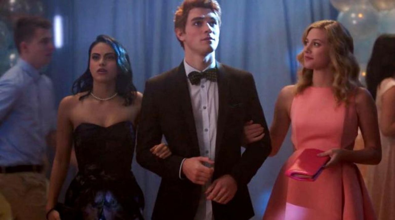 The Strapless Dress Prom Veronica Lodge Camila Mendes In Riverdale