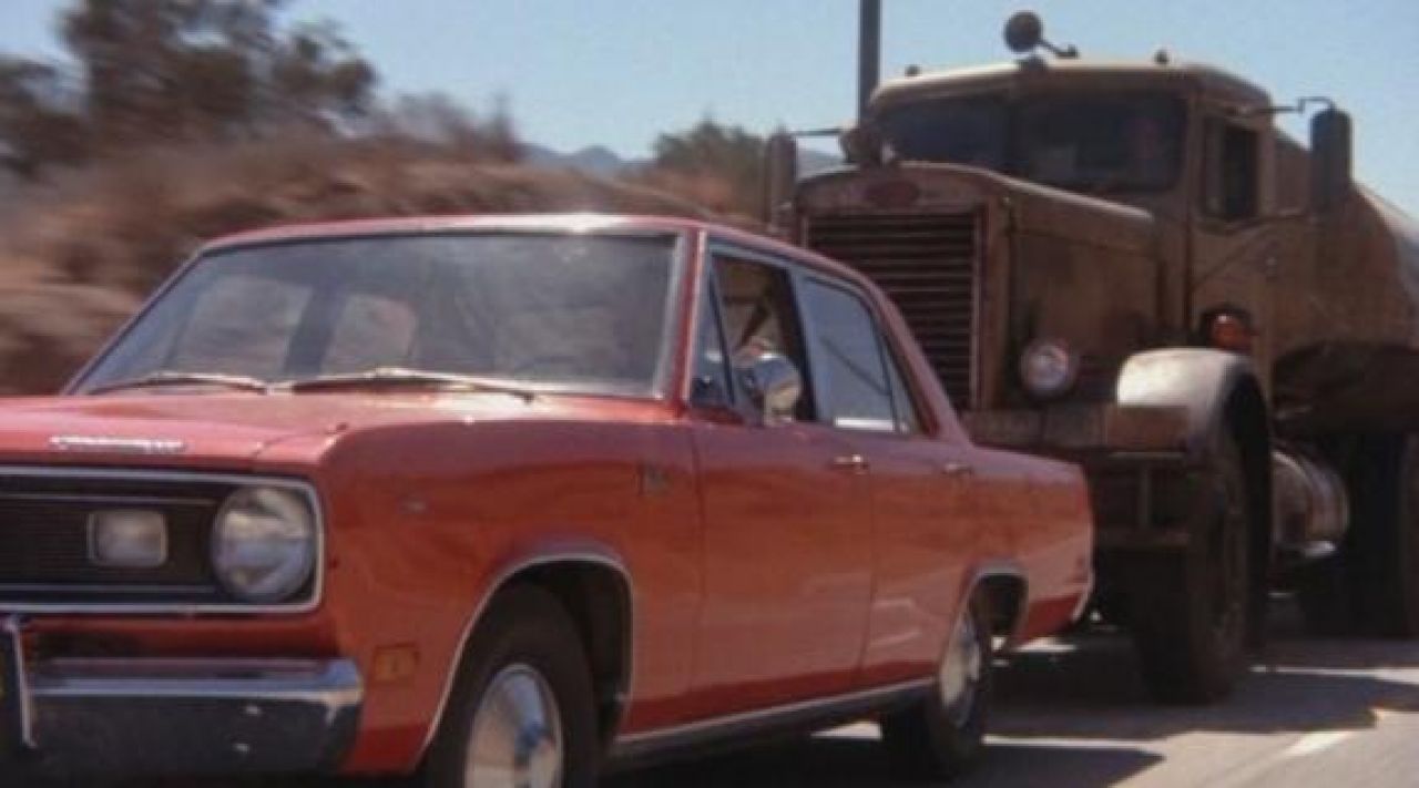 The 1971 Plymouth Valiant in Duel | Spotern