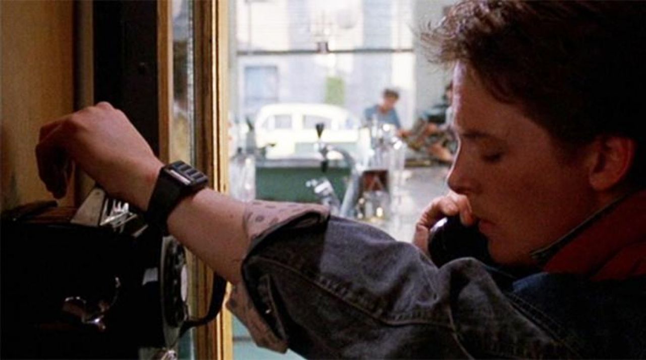 El reloj Casio de Marty McFly (Michael J. Fox) en Regreso al futuro.