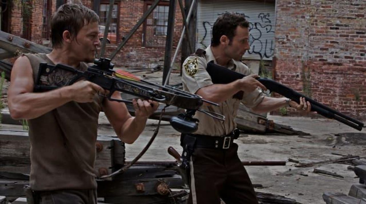 The Beige Shirt With Short Sleeves Of Sheriff Rick Grimes Andrew