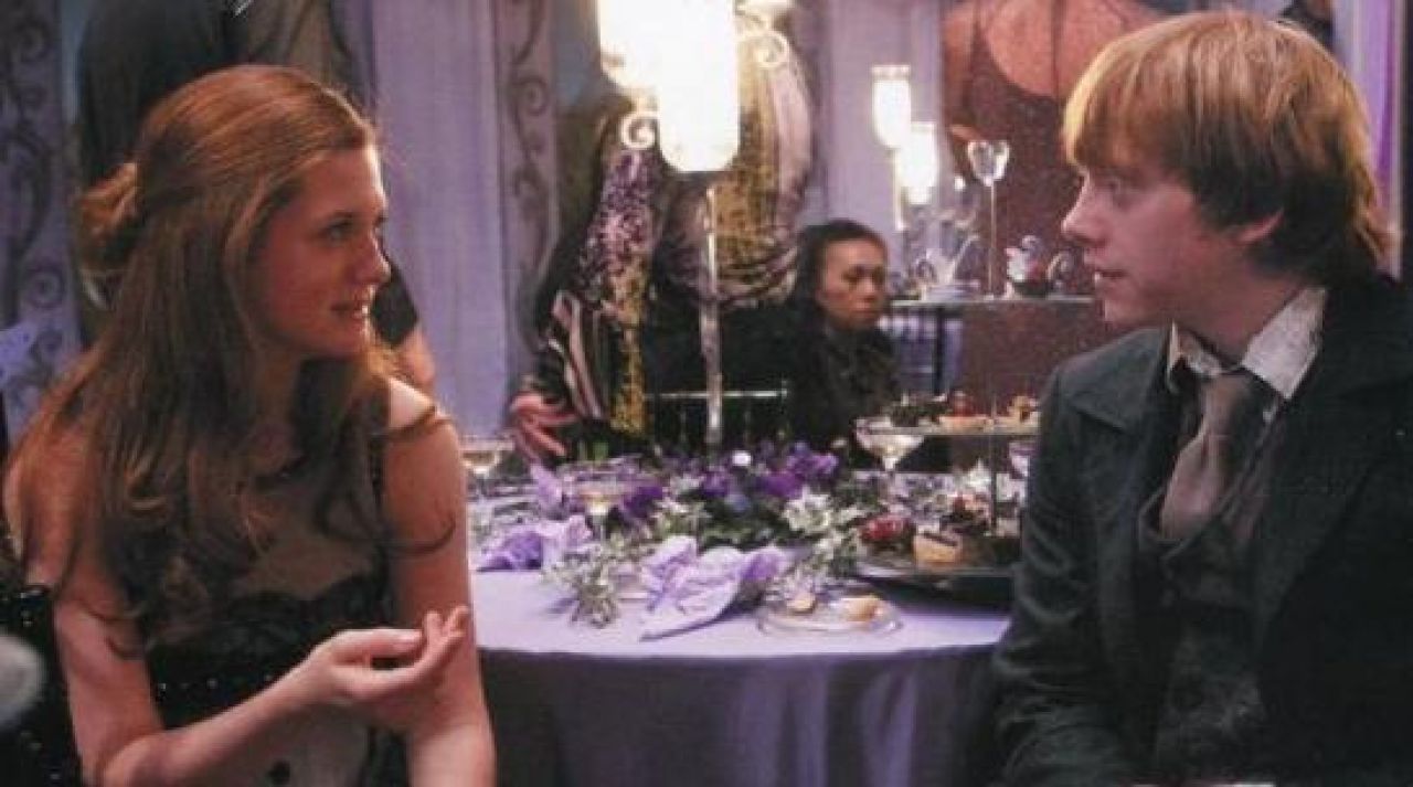La Robe De Ginny Weasley Au Mariage De Fleur Et Bill Dans Harry Potter Et Les Reliques De La