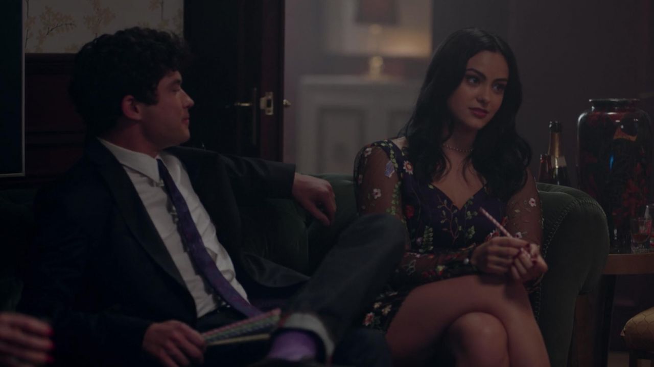 The Floral Dress Worn By Veronica Lodge Camila Mendes In Riverdale