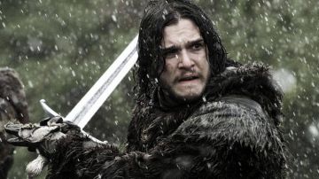 L'épée de Jon Snow (Kit Harington) dans Juego de Tronos