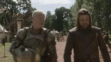 La "Main du Roi" de Ned Stark (Sean Bean) dans Game of Thrones S01E05