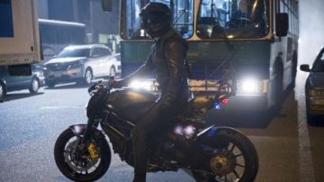 The helmet AFX FX-39 Oliver Queen in Arrow