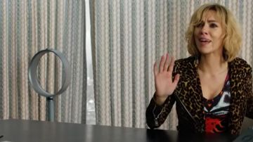 The fan on foot Dyson in Lucy