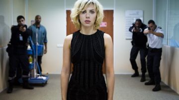 The dress Iris Van Herpen Scarlett Johansson in Lucy