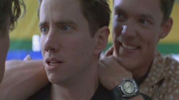 La montre Casio AMW-320 portée par Stuart (Mathew Lillard) dans Scream