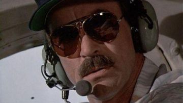 Las gafas de sol Ray-Ban "Shooter" de Thomas Magnum (Tom Selleck) en Magnum
