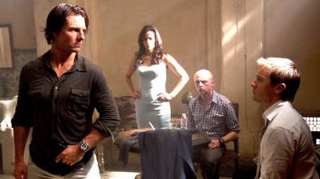 The watch Tudor Heritage Chronograph Ethan Hunt (Tom Cruise) in Mission : Impossible - Protocol Ghost