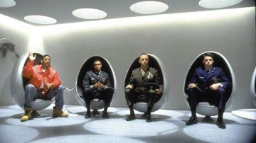 El sillón "huevo" de James Edwards III / Agente J (Will Smith) en Men In Black