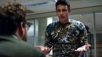 El suéter con estampado de tigre Kenzo de Dave Skylark (James Franco) en The Interview