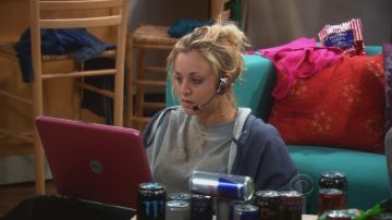 PC portable Dell Inspiron 1525 Penny (Kaley Cuoco) in The Big Bang Theory S02E03